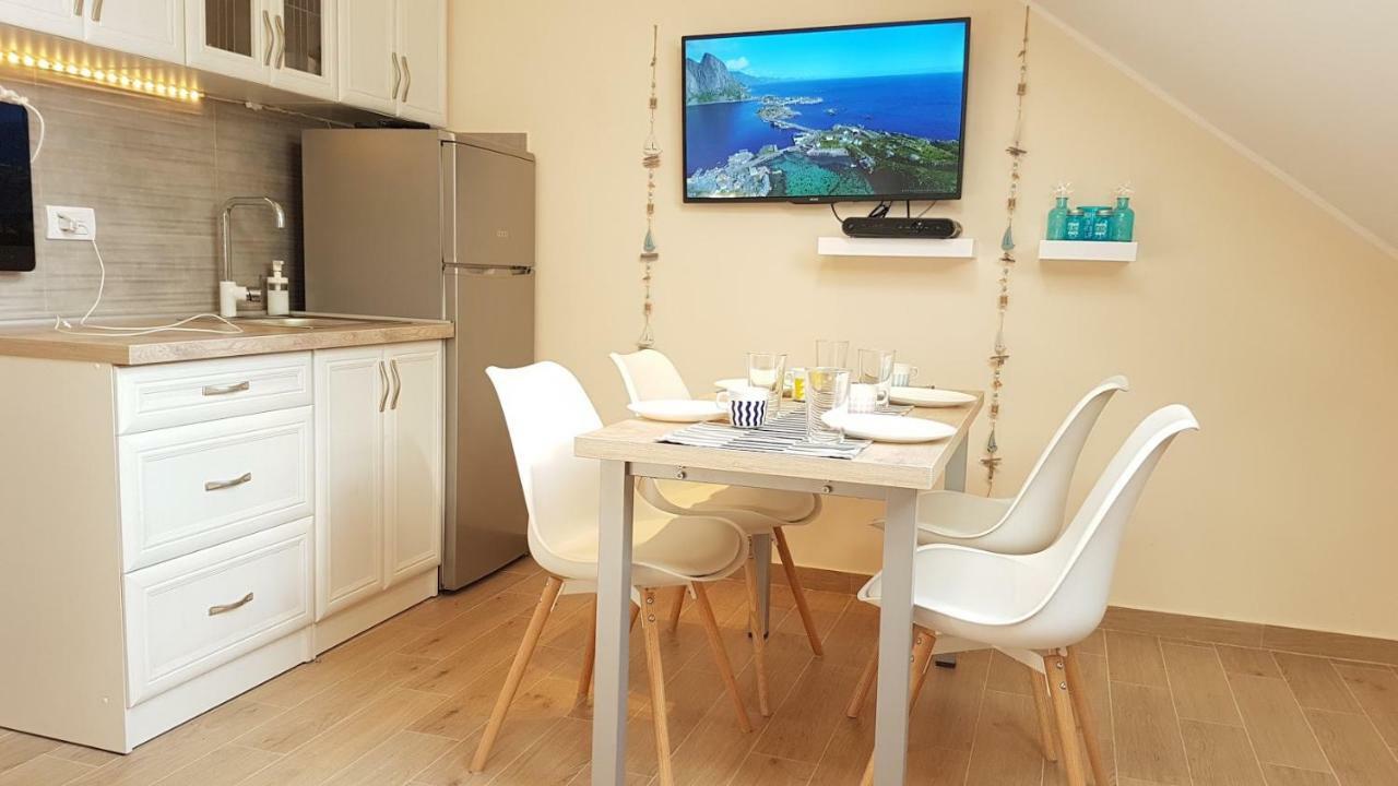 Monika Apartment Тиват Екстер'єр фото