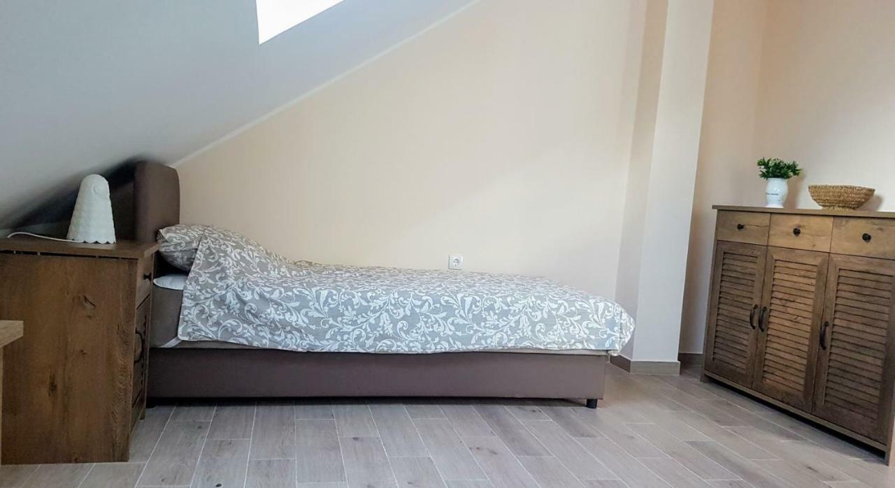 Monika Apartment Тиват Екстер'єр фото