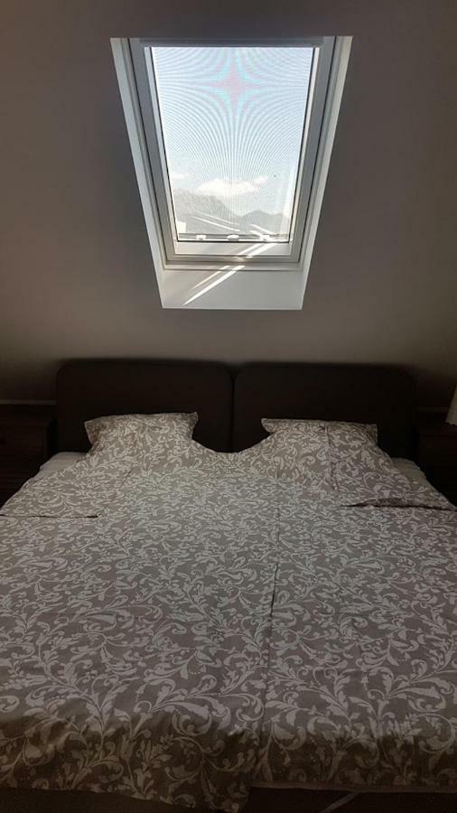 Monika Apartment Тиват Екстер'єр фото
