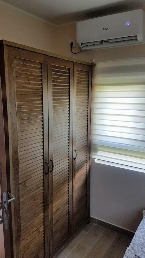 Monika Apartment Тиват Екстер'єр фото