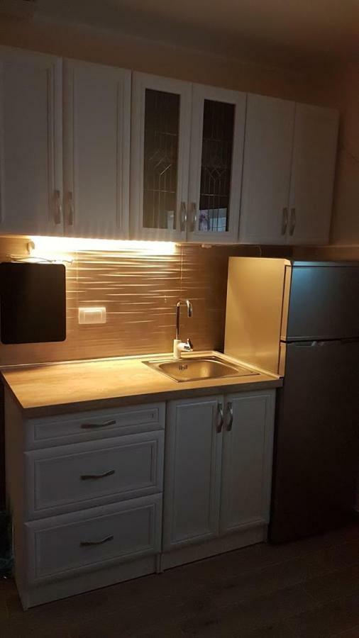 Monika Apartment Тиват Екстер'єр фото